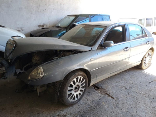 LANCIA THESIS (115) — vehículo donante para recambios 