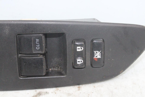 MANDO ELEVALUNAS DELANTERO IZQUIERDO Toyota AURIS (E15) 