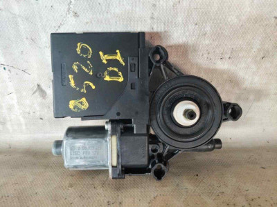 MOTOR ELEVALUNAS DELANTERO IZQUIERDO, VOLKSWAGEN, PASSAT BERLINA (362)