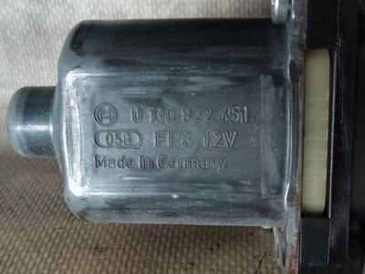 MOTOR ELEVALUNAS DELANTERO IZQUIERDO, VOLKSWAGEN, PASSAT BERLINA (362)