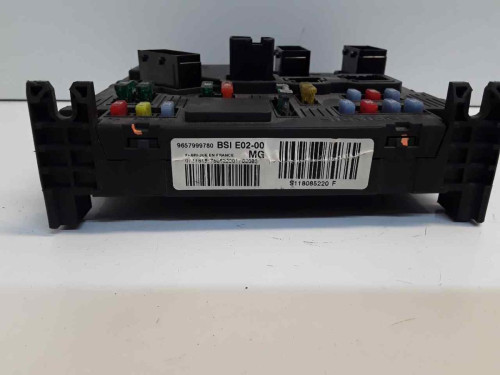 CAJA RELES / FUSIBLES CITROEN XSARA PICASSO 