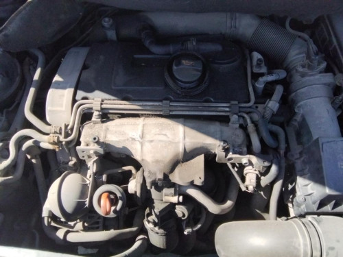  VOLKSWAGEN TOURAN (1T1) 