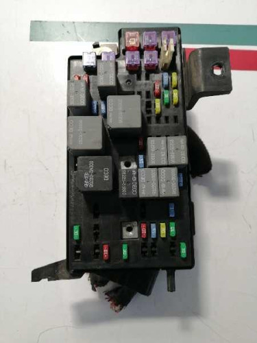  CAJA RELES / FUSIBLES HYUNDAI TRAJET (FO) 
