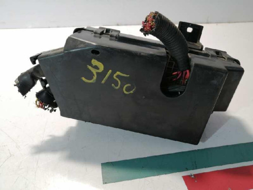  CAJA RELES / FUSIBLES HYUNDAI TRAJET (FO) 