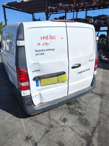 MERCEDES-BENZ VITO FURGÓN (447) — vehículo donante para recambios 