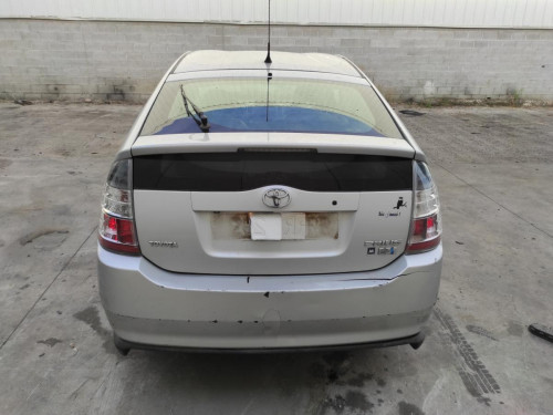 TOYOTA PRIUS (NHW20) — автомобиль-донор на запчасти 