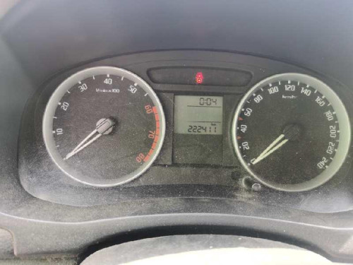  SKODA FABIA (5J2) 