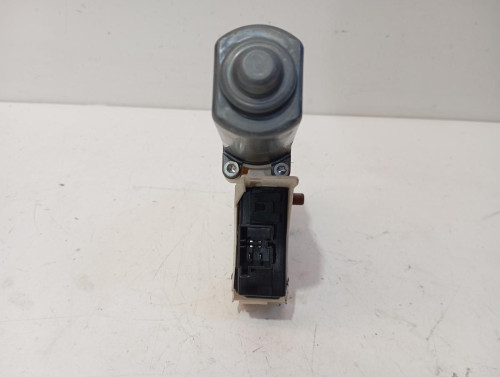  MOTOR ELEVALUNAS DELANTERO DERECHO AUDI A6 AVANT (4F5) 