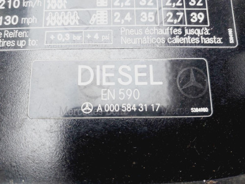 TAPA EXTERIOR COMBUSTIBLE MERCEDES-BENZ CLASE S (BM 220) BERLINA 