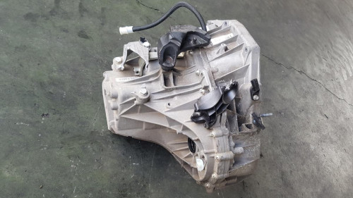 CAJA CAMBIOS Renault Clio III (2005->) Renault Clio III (2005->) 