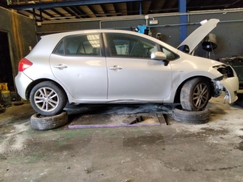  TOYOTA AURIS (E15) 
