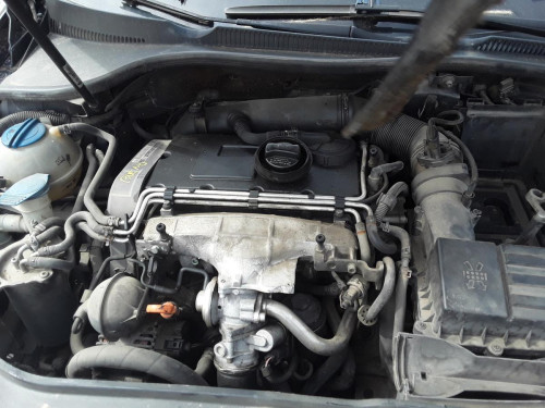 VOLKSWAGEN GOLF V (1K1)(10.2003) — автомобиль-донор на запчасти 