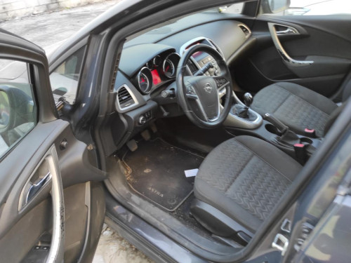 OPEL ASTRA J BERLINA 5P — автомобиль-донор на запчасти 