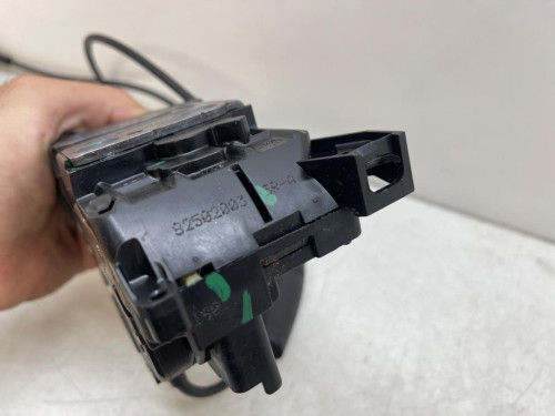 CERRADURA PUERTA TRASERA DERECHA Renault SCENIC III (JZ) 