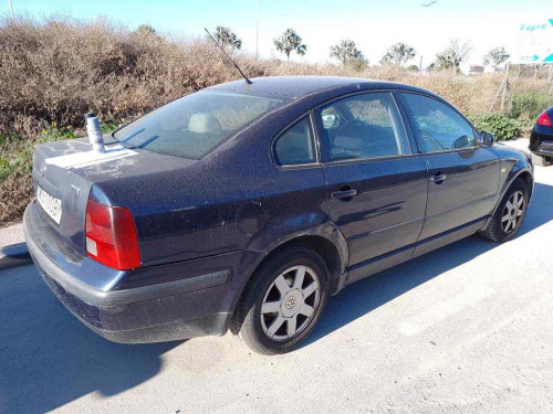 VOLKSWAGEN PASSAT BERLINA (3B2) — автомобиль-донор на запчасти 