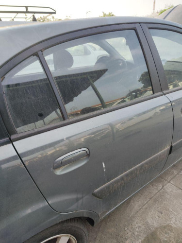 PUERTA TRASERA DERECHA KIA RIO (JB) 