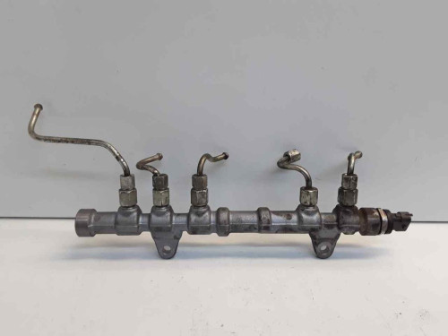 RAMPA INYECTORA Fiat 500 (150) BERLINA 