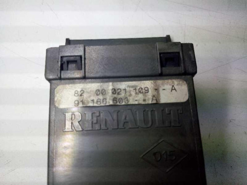  MODULO CONFORT RENAULT TRAFIC II FURGÓN 