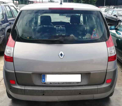 RENAULT MEGANE II BERLINA 5P