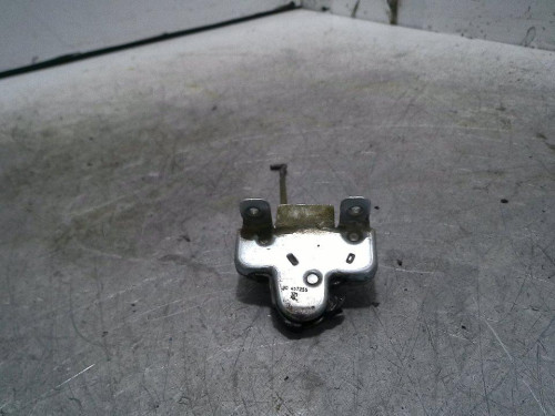  CERRADURA MALETERO / PORTON OPEL VECTRA B BERLINA 