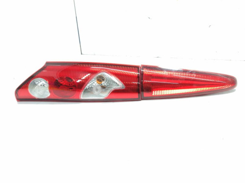 PILOTO TRASERO IZQUIERDO Renault KANGOO II (F/KW0) 
