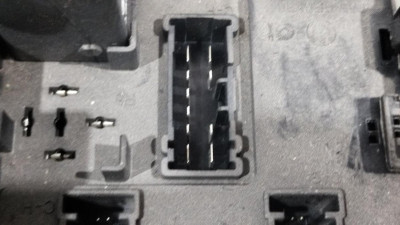 CAJA RELES / FUSIBLES, LAND ROVER, RANGE ROVER (LM)