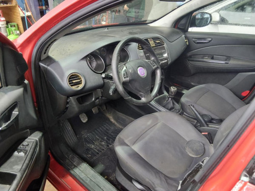 FIAT II BRAVO (198) — vehículo donante para recambios 