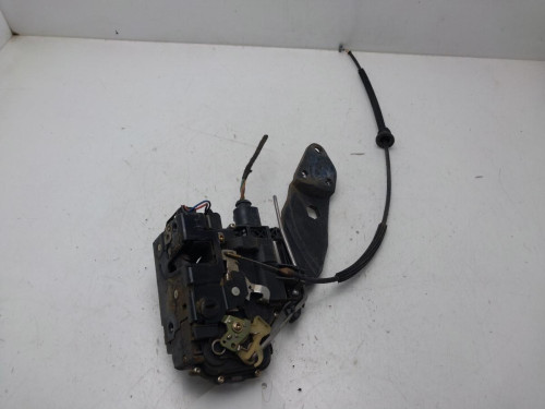 CERRADURA PUERTA TRASERA DERECHA 