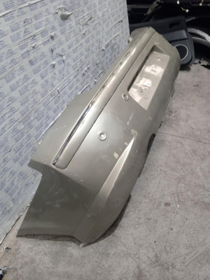 PARAGOLPES TRASERO
