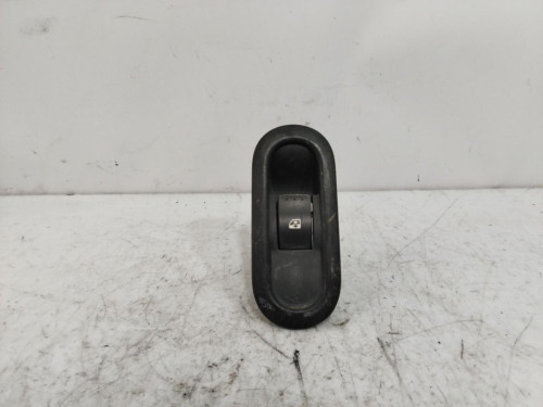 MANDO ELEVALUNAS TRASERO DERECHO RENAULT KANGOO II (F/KW0) 
