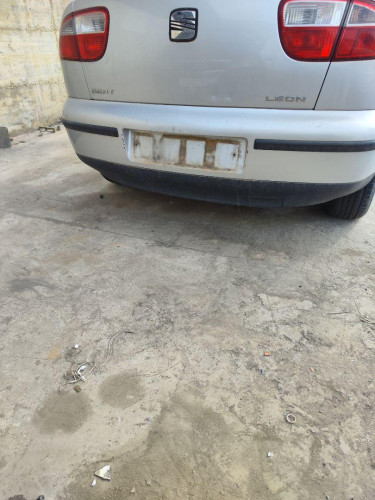 PARAGOLPES TRASERO SEAT LEON (1M1) 