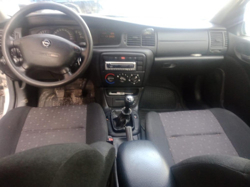  OPEL VECTRA B BERLINA 