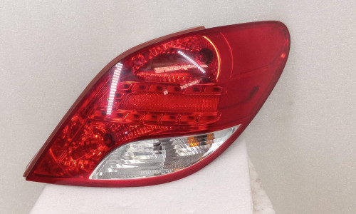  PILOTO TRASERO DERECHO PEUGEOT 207 