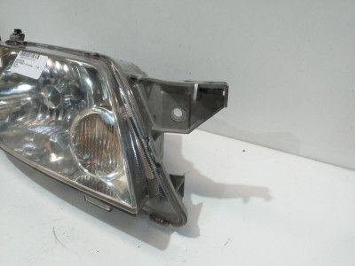 FARO DERECHO, MAZDA, PREMACY (CP)