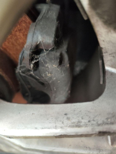 PINZA DE FRENO DELANTERA DERECHA Ford FOCUS BERLINA (CAP) 