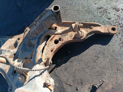  BRAZO SUSPENSION INFERIOR DELANTERO IZQUIERDO 