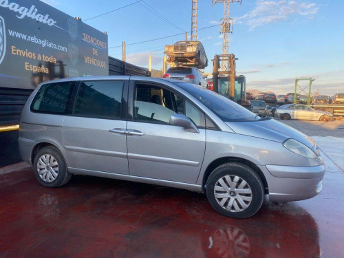  CITROEN C8 