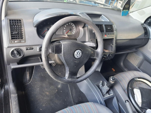 VOLKSWAGEN POLO IV (9N3) 