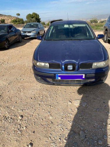 SEAT LEON (1M1) — Donor Vehicle for Used Parts 