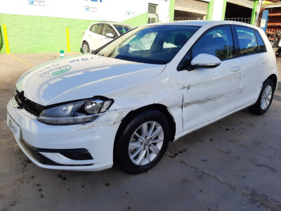 VOLKSWAGEN GOLF VII BERLINA (BQ1/BE2)