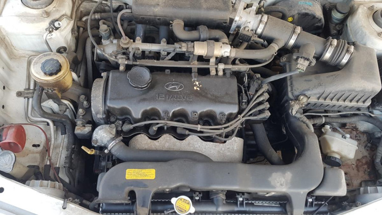 Hyundai Accent (LC)(2000->) SIN IDENTIFICAR