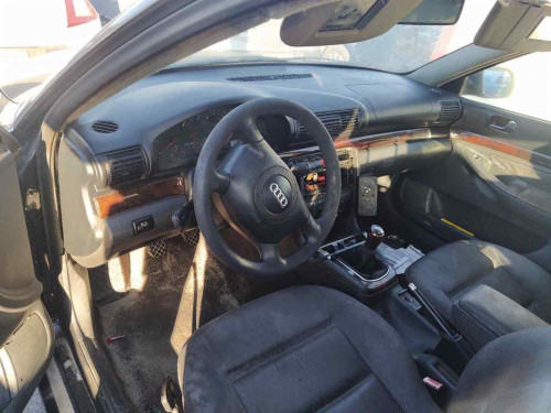  AUDI A4 BERLINA (B5) 