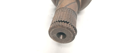  TRANSMISION DELANTERA DERECHA 