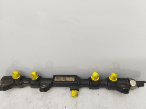 RAMPA INYECTORA Ford MONDEO BERLINA (GE) 