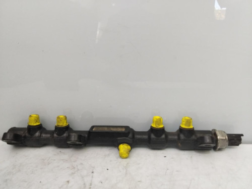 RAMPA INYECTORA Ford MONDEO BERLINA (GE) 