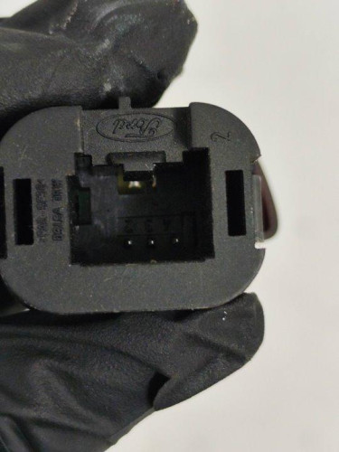  WARNING FORD FOCUS BERLINA (CAP) 