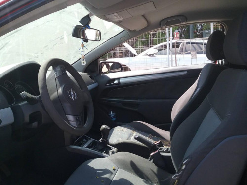  OPEL ASTRA H GTC 