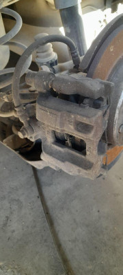 PINZA DE FRENO TRASERA DERECHA