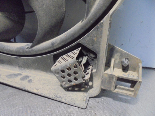  ELECTROVENTILADOR Opel ASTRA H BERLINA 
