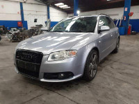 AUDI A4 BERLINA (8E)